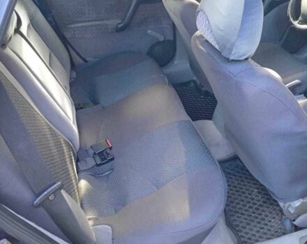 Синий Опель Вектра, объемом двигателя 1.8 л и пробегом 300 тыс. км за 1010 $, фото 8 на Automoto.ua