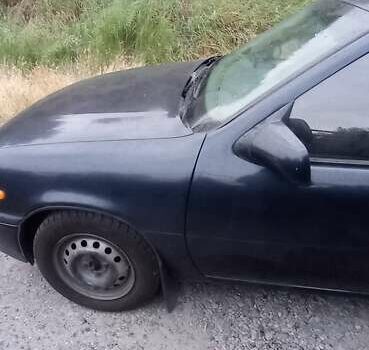 Синий Опель Вектра, объемом двигателя 1.77 л и пробегом 470 тыс. км за 2000 $, фото 5 на Automoto.ua