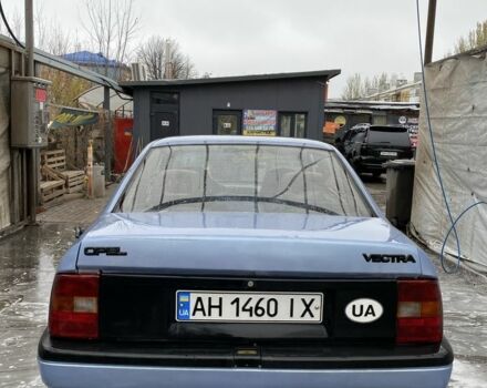 Синий Опель Вектра, объемом двигателя 2 л и пробегом 100 тыс. км за 1024 $, фото 6 на Automoto.ua