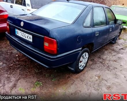 Синій Опель Вектра, об'ємом двигуна 1.7 л та пробігом 300 тис. км за 350 $, фото 2 на Automoto.ua