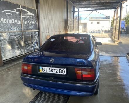 Опель Вектра 1990 в Лубнах на Automoto.ua Синий Опель Вектра, объемом двигателя 1.6 л и пробегом 285 тыс. км за 1200 $, фото 4 на Automoto.ua