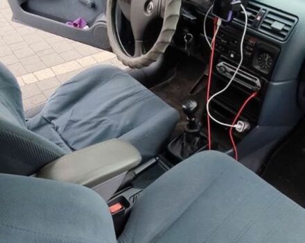 Синій Опель Вектра, об'ємом двигуна 1.8 л та пробігом 242 тис. км за 1250 $, фото 6 на Automoto.ua