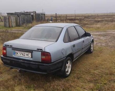 Синий Опель Вектра, объемом двигателя 1.6 л и пробегом 316 тыс. км за 950 $, фото 3 на Automoto.ua