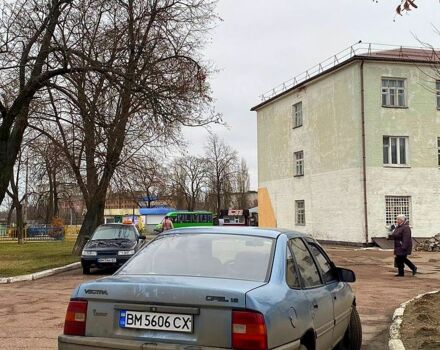 Опель Вектра 1990 в Шостке на Automoto.ua Синий Опель Вектра, объемом двигателя 1.6 л и пробегом 100 тыс. км за 2400 $, фото 6 на Automoto.ua