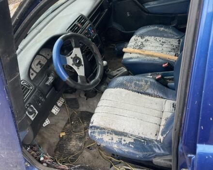 Синий Опель Вектра, объемом двигателя 2 л и пробегом 300 тыс. км за 850 $, фото 4 на Automoto.ua