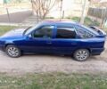 Синій Опель Вектра, об'ємом двигуна 1.6 л та пробігом 362 тис. км за 1100 $, фото 2 на Automoto.ua