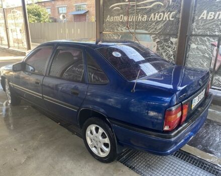 Опель Вектра 1990 в Лубнах на Automoto.ua Синий Опель Вектра, объемом двигателя 1.6 л и пробегом 285 тыс. км за 1200 $, фото 5 на Automoto.ua