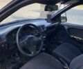 Синий Опель Вектра, объемом двигателя 1.8 л и пробегом 330 тыс. км за 1050 $, фото 5 на Automoto.ua