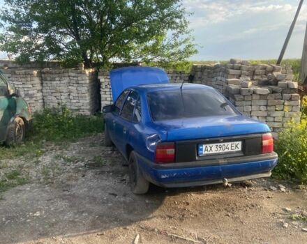 Синий Опель Вектра, объемом двигателя 2 л и пробегом 60 тыс. км за 839 $, фото 5 на Automoto.ua