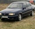 Синий Опель Вектра, объемом двигателя 1.6 л и пробегом 300 тыс. км за 1000 $, фото 1 на Automoto.ua