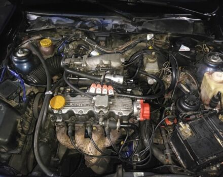 Синій Опель Вектра, об'ємом двигуна 2 л та пробігом 250 тис. км за 2000 $, фото 5 на Automoto.ua