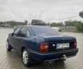 Синий Опель Вектра, объемом двигателя 1.8 л и пробегом 350 тыс. км за 1100 $, фото 3 на Automoto.ua