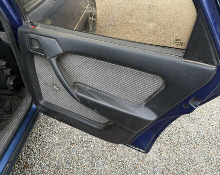 Синий Опель Вектра, объемом двигателя 1.6 л и пробегом 300 тыс. км за 1200 $, фото 11 на Automoto.ua