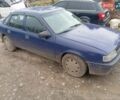 Синий Опель Вектра, объемом двигателя 1.8 л и пробегом 300 тыс. км за 500 $, фото 1 на Automoto.ua