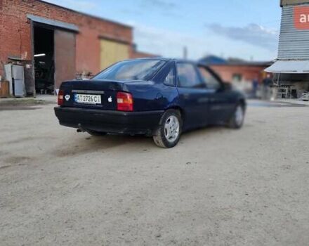 Синий Опель Вектра, объемом двигателя 1.6 л и пробегом 500 тыс. км за 900 $, фото 9 на Automoto.ua