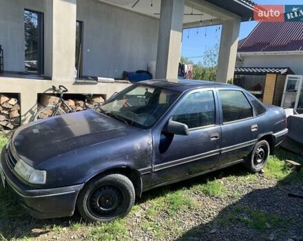 Синий Опель Вектра, объемом двигателя 1.8 л и пробегом 400 тыс. км за 900 $, фото 1 на Automoto.ua