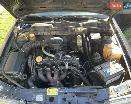 Синий Опель Вектра, объемом двигателя 1.8 л и пробегом 400 тыс. км за 900 $, фото 6 на Automoto.ua