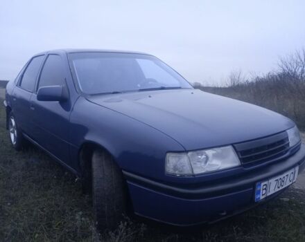 Синий Опель Вектра, объемом двигателя 1.6 л и пробегом 300 тыс. км за 1600 $, фото 2 на Automoto.ua