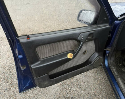 Синий Опель Вектра, объемом двигателя 1.6 л и пробегом 300 тыс. км за 1200 $, фото 5 на Automoto.ua