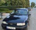 Синий Опель Вектра, объемом двигателя 1.7 л и пробегом 350 тыс. км за 1000 $, фото 1 на Automoto.ua
