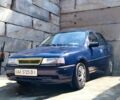 Синий Опель Вектра, объемом двигателя 1.6 л и пробегом 600 тыс. км за 900 $, фото 1 на Automoto.ua