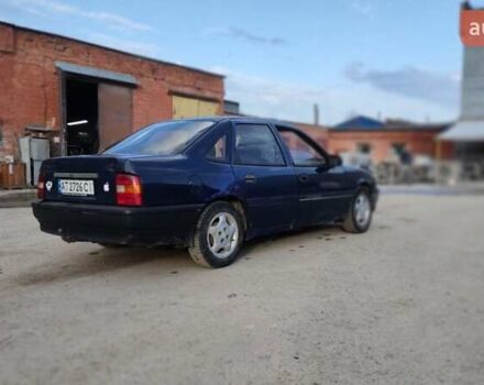Синий Опель Вектра, объемом двигателя 1.6 л и пробегом 500 тыс. км за 900 $, фото 1 на Automoto.ua
