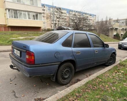 Синий Опель Вектра, объемом двигателя 1.6 л и пробегом 400 тыс. км за 1600 $, фото 4 на Automoto.ua