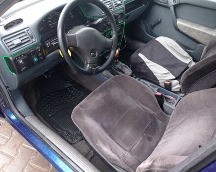 Синій Опель Вектра, об'ємом двигуна 1.6 л та пробігом 3 тис. км за 1700 $, фото 2 на Automoto.ua