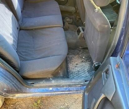 Синий Опель Вектра, объемом двигателя 2 л и пробегом 1000 тыс. км за 700 $, фото 6 на Automoto.ua