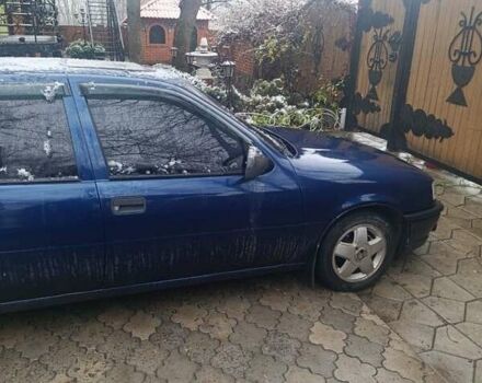 Синій Опель Вектра, об'ємом двигуна 1.8 л та пробігом 350 тис. км за 1600 $, фото 1 на Automoto.ua