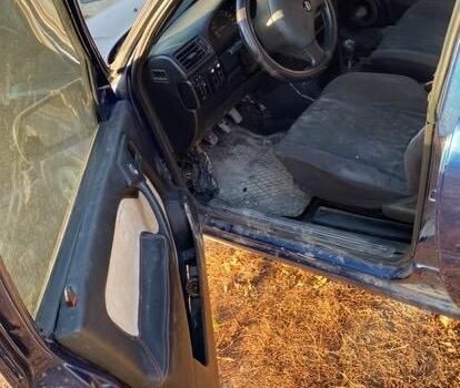 Синий Опель Вектра, объемом двигателя 2 л и пробегом 1000 тыс. км за 700 $, фото 5 на Automoto.ua