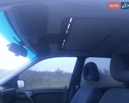 Синій Опель Вектра, об'ємом двигуна 1.6 л та пробігом 301 тис. км за 1600 $, фото 6 на Automoto.ua