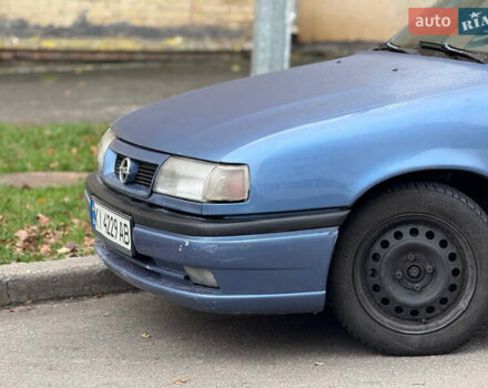 Синий Опель Вектра, объемом двигателя 1.6 л и пробегом 400 тыс. км за 1600 $, фото 2 на Automoto.ua