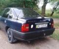 Синий Опель Вектра, объемом двигателя 1.6 л и пробегом 300 тыс. км за 750 $, фото 8 на Automoto.ua