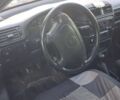 Синий Опель Вектра, объемом двигателя 1.7 л и пробегом 433 тыс. км за 895 $, фото 6 на Automoto.ua