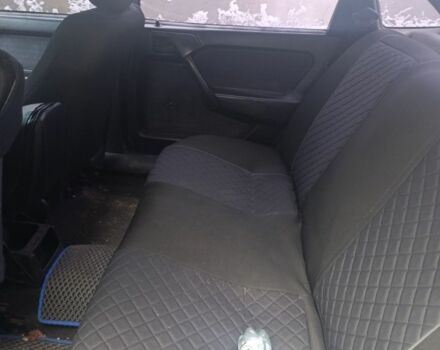 Синий Опель Вектра, объемом двигателя 1.8 л и пробегом 350 тыс. км за 1600 $, фото 5 на Automoto.ua