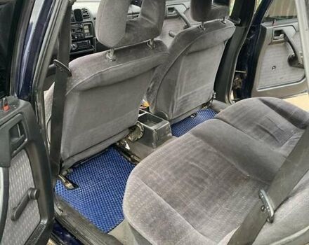 Синий Опель Вектра, объемом двигателя 1.8 л и пробегом 300 тыс. км за 1600 $, фото 7 на Automoto.ua