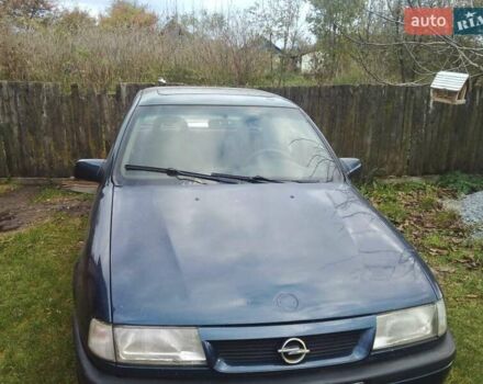 Синій Опель Вектра, об'ємом двигуна 1.6 л та пробігом 237 тис. км за 800 $, фото 2 на Automoto.ua