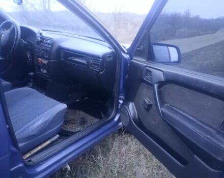 Синий Опель Вектра, объемом двигателя 1.6 л и пробегом 300 тыс. км за 1600 $, фото 12 на Automoto.ua