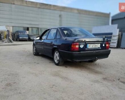 Синий Опель Вектра, объемом двигателя 1.6 л и пробегом 500 тыс. км за 900 $, фото 3 на Automoto.ua