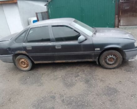 Синий Опель Вектра, объемом двигателя 1.6 л и пробегом 999 тыс. км за 300 $, фото 2 на Automoto.ua