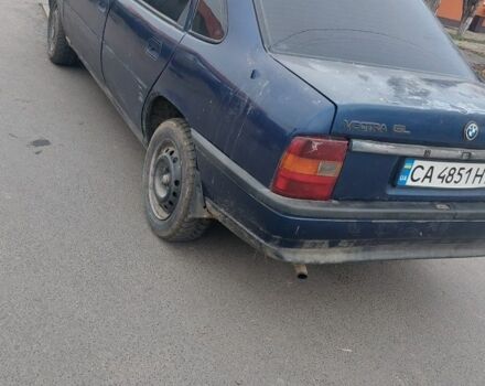 Синий Опель Вектра, объемом двигателя 1.6 л и пробегом 289 тыс. км за 850 $, фото 4 на Automoto.ua