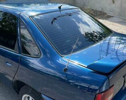 Опель Вектра 1992 в Николаеве на Automoto.ua Синий Опель Вектра, объемом двигателя 1.6 л и пробегом 265 тыс. км за 1650 $, фото 10 на Automoto.ua