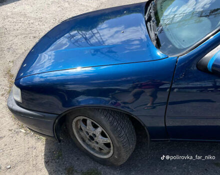 Опель Вектра 1992 в Николаеве на Automoto.ua Синий Опель Вектра, объемом двигателя 1.6 л и пробегом 265 тыс. км за 1650 $, фото 2 на Automoto.ua
