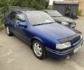 Синий Опель Вектра, объемом двигателя 2 л и пробегом 250 тыс. км за 1250 $, фото 1 на Automoto.ua