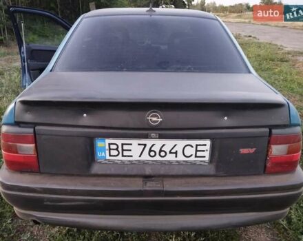 Синий Опель Вектра, объемом двигателя 1.6 л и пробегом 334 тыс. км за 845 $, фото 3 на Automoto.ua