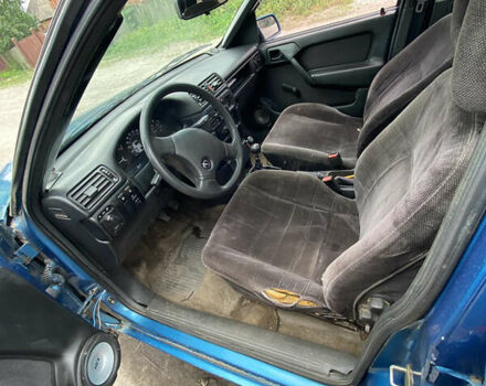 Синий Опель Вектра, объемом двигателя 2 л и пробегом 390 тыс. км за 1500 $, фото 6 на Automoto.ua