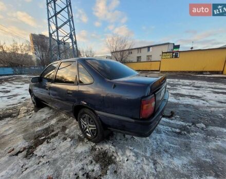 Синий Опель Вектра, объемом двигателя 1.8 л и пробегом 150 тыс. км за 1690 $, фото 4 на Automoto.ua