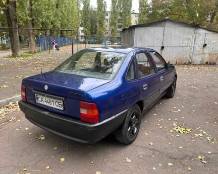 Синий Опель Вектра, объемом двигателя 2 л и пробегом 220 тыс. км за 1200 $, фото 11 на Automoto.ua