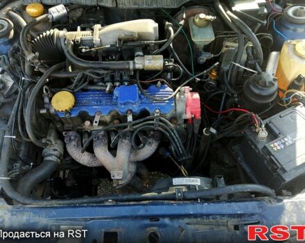 Синий Опель Вектра, объемом двигателя 2 л и пробегом 500 тыс. км за 1850 $, фото 6 на Automoto.ua